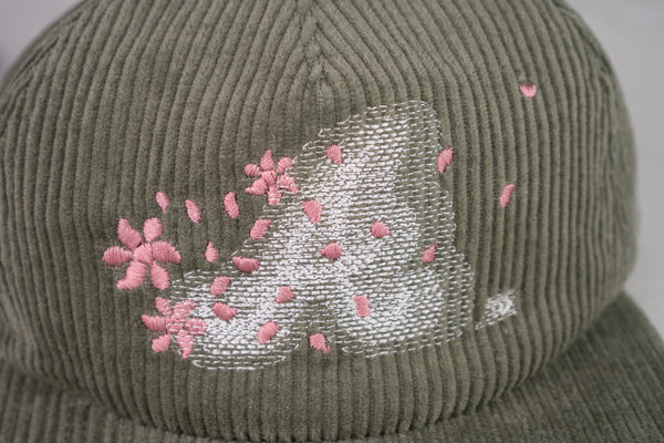 CHOOSE UR CITY motion blur | mid 5 panel (dusty sage)