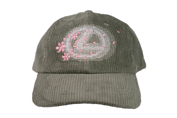 auto motion blur | dad cap (dusty sage)