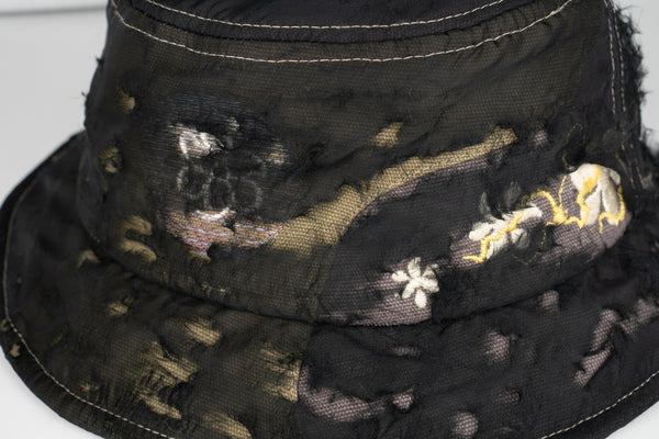 wear away | curved panel bucket - onyx / taupe