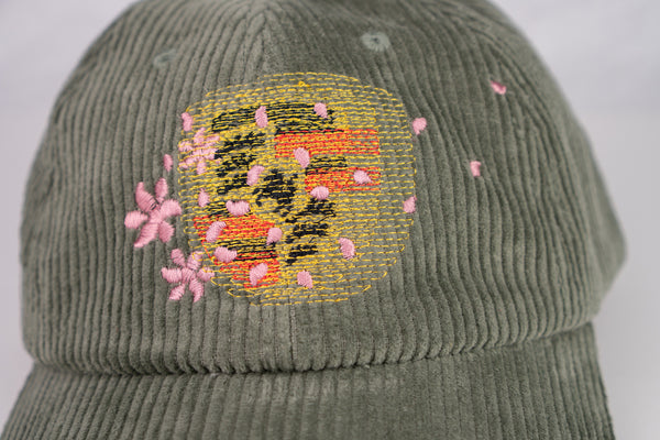 auto motion blur | dad cap (dusty sage)